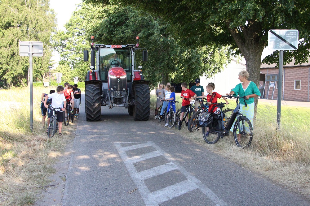 6 gemeenten onderzoeken verkeersveiligheid landbouwwegen