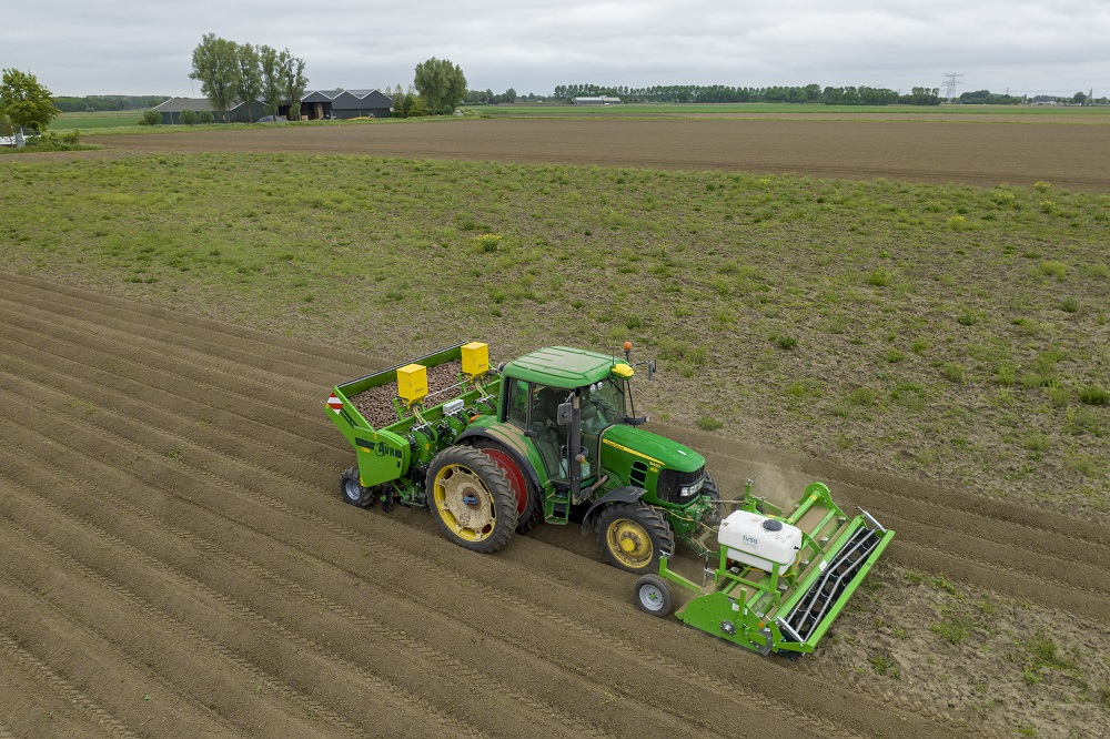 Brabantse telers ervaren de voordelen van Agricult LVS op AVR-pootmachine