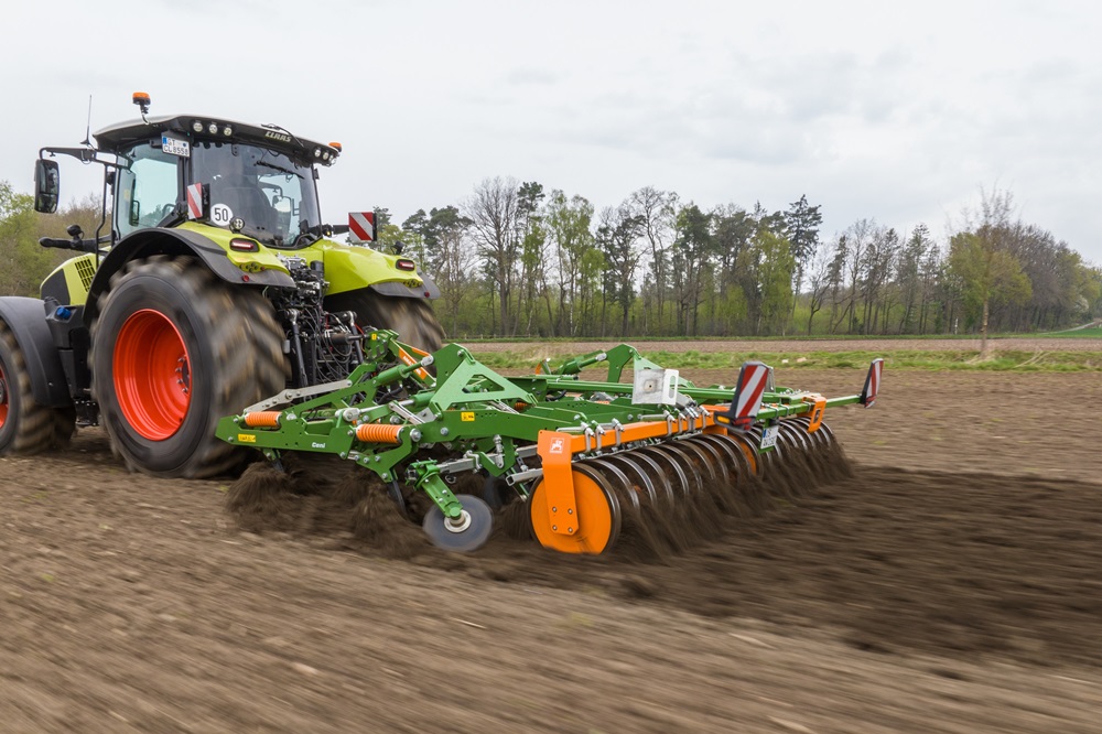 Nieuwe Amazone veeringswals FW 580 voor aanbouwwerktuigen