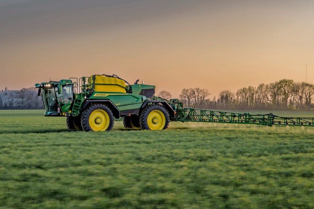 Maak kennis met de nieuwe 500R zelfrijdende veldspuit van John Deere