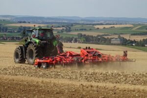 Kuhn presenteert nieuwe tandcultivator Highlander