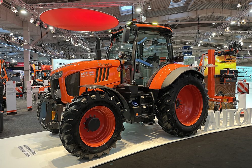 Kubota M7004 KVT-modellen volledig autonome machines
